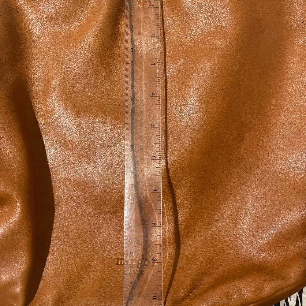 Margot Paige Hobo shoulder bag - Picture 8 of 8